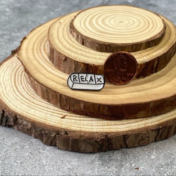 Relax Pill Enamel Pin/ Brooch Lapel - Picture 3 of 5